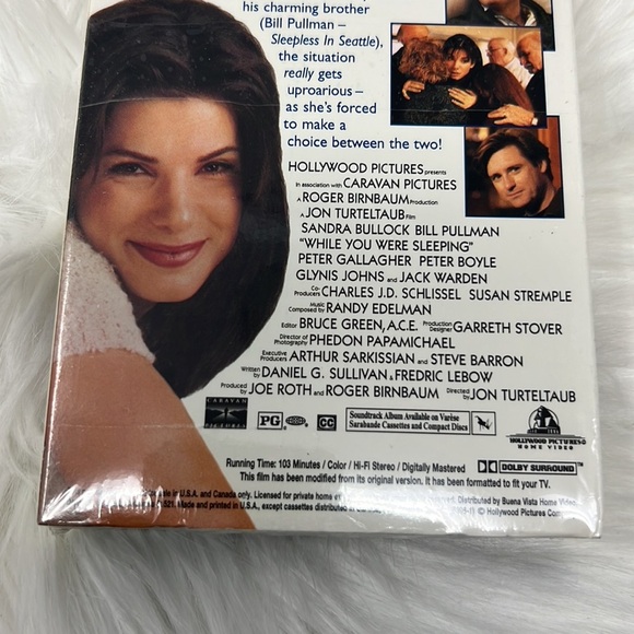 Hollywood Pictures Home Video Sandra Bullock While You Were Sleeping VHS Tape - Picture 4 of 6